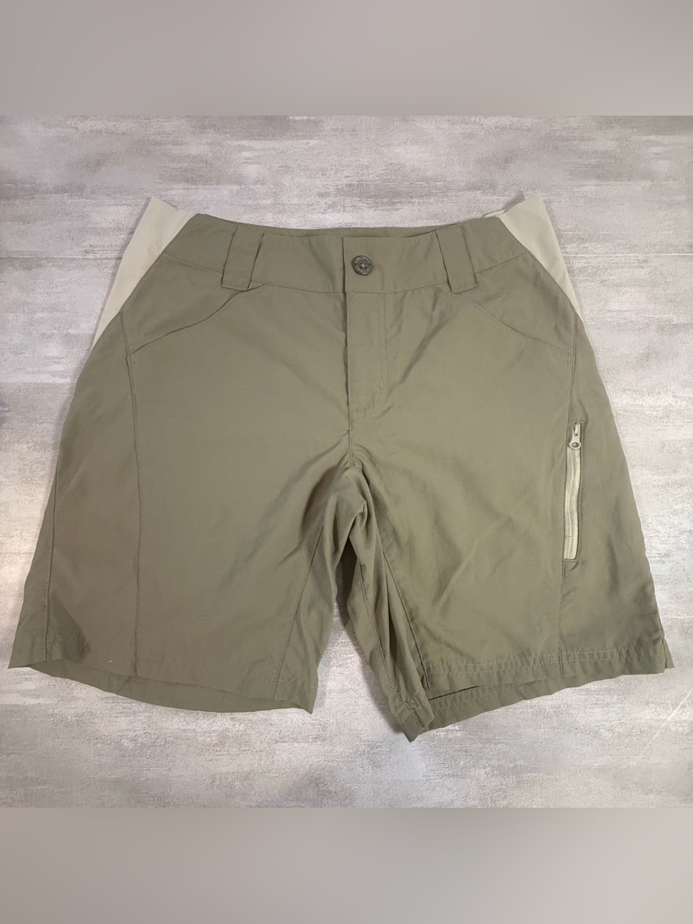Columbia PFG Omni-Shield Blood N Guts Fishing Shorts Women’s Small Tan